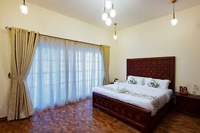 Petals Luxury Homestay