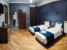 Legend Hotel