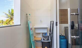 Condominium With Pool 950m From the Beach - PDM