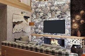 Ceylan Splend'Or Uludag, Autograph Collection