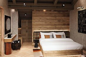 Ceylan Splend'Or Uludag, Autograph Collection