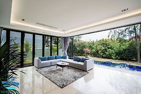 Danang private pool villa by Esea43