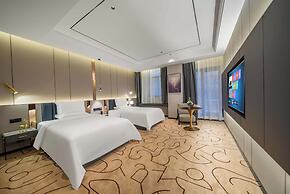 Pilot Hotel