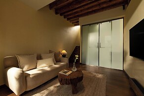 LiJiang Mountion Spring Resort