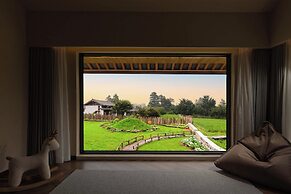 LiJiang Mountion Spring Resort