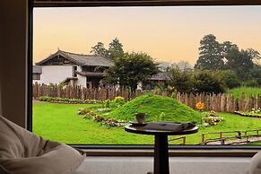 LiJiang Mountion Spring Resort
