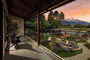 LiJiang Mountion Spring Resort