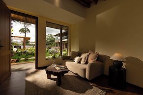 LiJiang Mountion Spring Resort