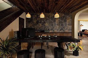LiJiang Mountion Spring Resort