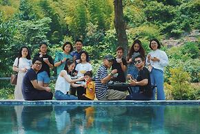 Lishui Manshanju Forest Retreat