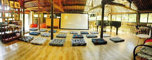 Lishui Manshanju Forest Retreat