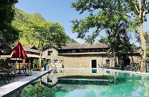 Lishui Manshanju Forest Retreat