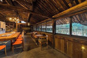 Lishui Manshanju Forest Retreat