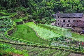 Lishui Manshanju Forest Retreat