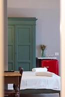 Regina Boutique Suites