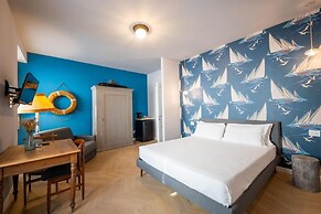 Regina Boutique Suites