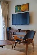 Seaview Condo with Large Pool - BAP1