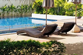 Seaview Condo with Large Pool - BAP1