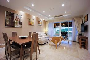 Seaview Condo with Large Pool - BAP1