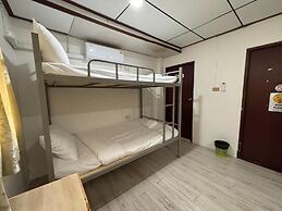 Ochatee Hostel