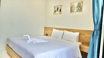 Blue Waves Hotel