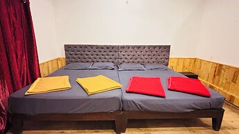 RevTree Dark Forest Inn