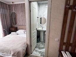 Bee Planet Guest House