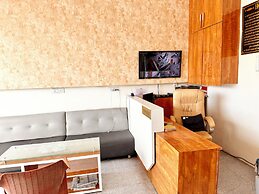 Hotel Malay - near Temple & Rail Station