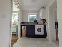 Cherry View House 3 Bed Garden Parking Sleeps 8