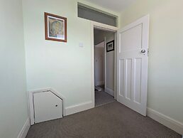 Cherry View House 3 Bed Garden Parking Sleeps 8
