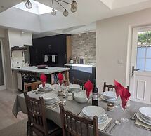 Cherry View House 3 Bed Garden Parking Sleeps 8