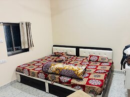 Hotel Rameshwaram Palace