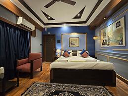 Hotel Trimoorti