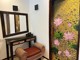 No8 Double Suite, Rainbow Arokaya Welnes