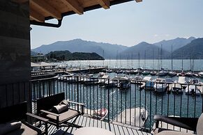 Lago Dorato Marina Lodge