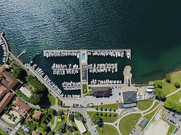 Lago Dorato Marina Lodge