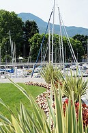 Lago Dorato Marina Lodge - Lakefront