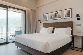 Lago Dorato Marina Lodge - Lakefront