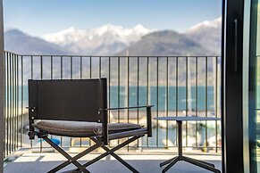 Lago Dorato Marina Lodge - Lakefront