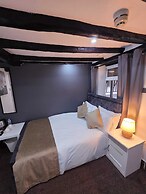 THE COURTYARD LODGE