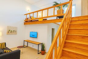 Amaryllis Residences Mount Pleasant