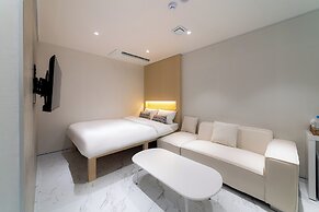 The Central Hongdae
