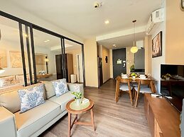 The Deck Patong Phuket by Mickey