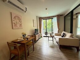 The Deck Patong Phuket by Mickey