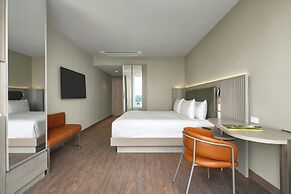 Courtyard By Marriott Quito Airport
