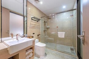 Trendy Romantic Hotel International Guangzhou Baoneng Performing Arts 