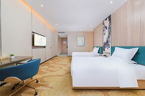 Trendy Romantic Hotel International Guangzhou Baoneng Performing Arts 