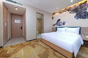 Trendy Romantic Hotel International Guangzhou Baoneng Performing Arts 