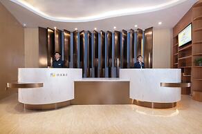 Trendy Romantic Hotel International Guangzhou Baoneng Performing Arts 