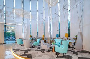 Trendy Romantic Hotel International Guangzhou Baoneng Performing Arts 